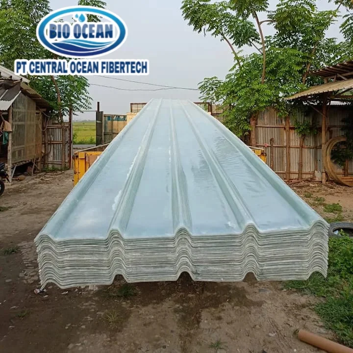 Atap Fiberglass terpasang di gudang