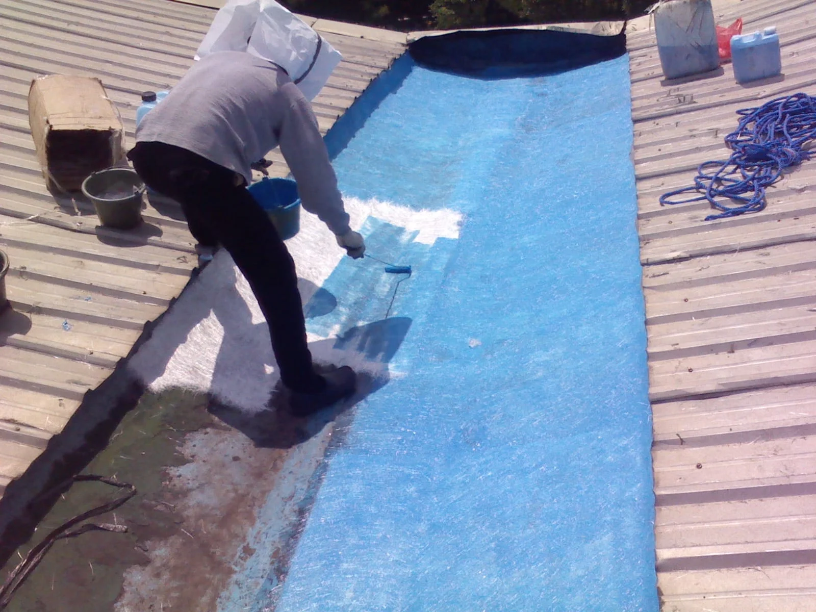 Pelapisan lining fiberglass