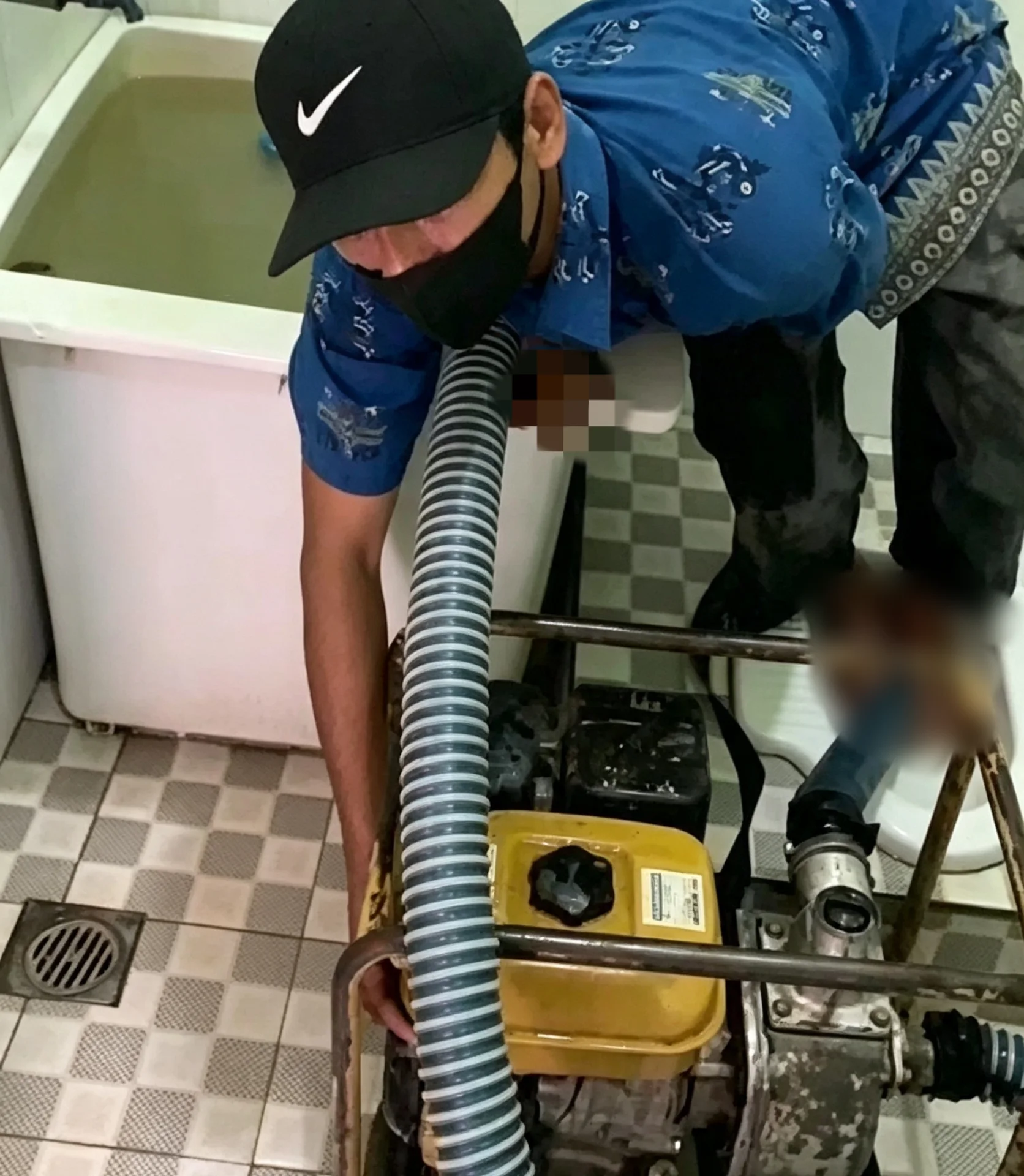 Proses 1 untuk Penanganan WC Mampet dan Saluran Pipa Tersumbat